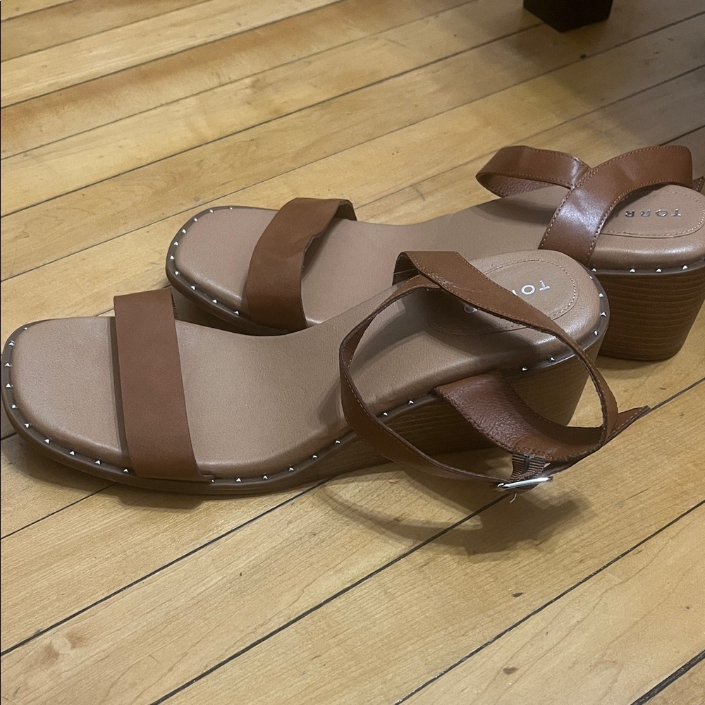Torrid Brown Leather Sandals - Picture 4 of 6